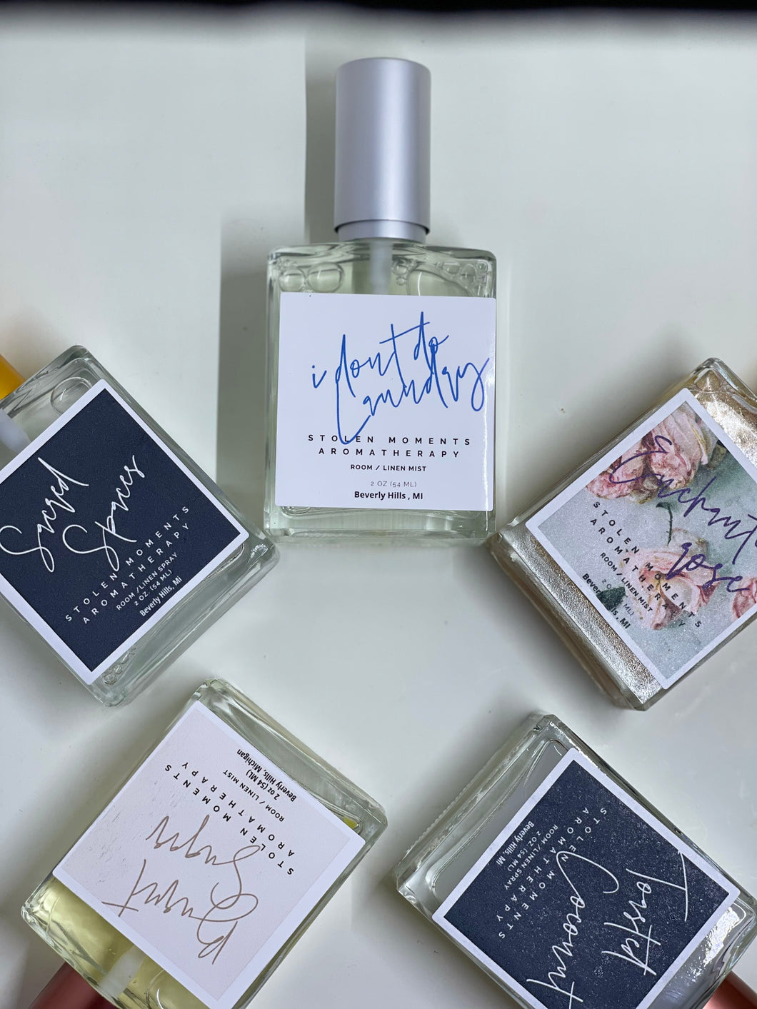 Room / Linen Mist